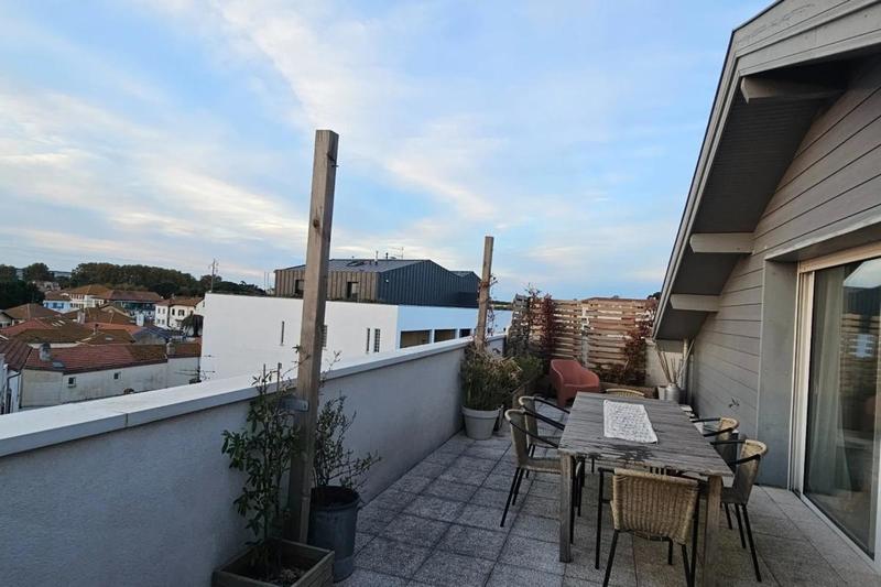 Duplex - 159 m² - 4 pièces