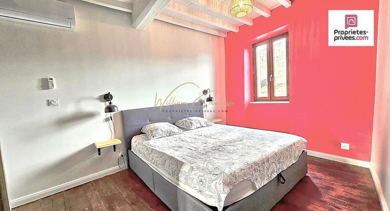 Maison de village - 90 m² - 5 pièces