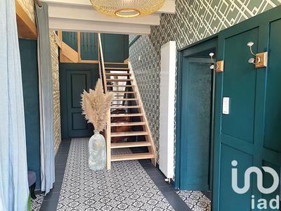 Maison - 250 m² - 7 pièces