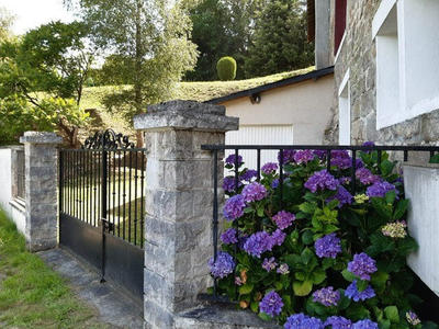 Maison de village - 94 m² - 4 pièces
