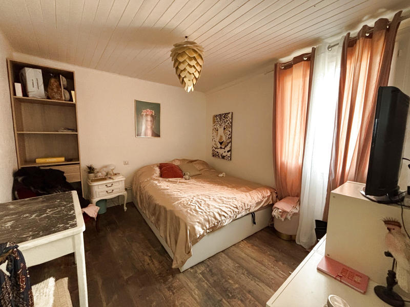 Maison - 215 m² - 5 pièces