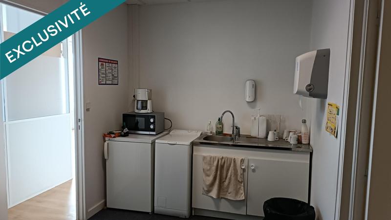 Local commercial - 150 m² - 3 pièces