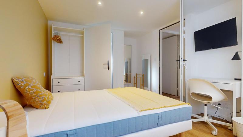 Maison - 162 m² - 10 pièces