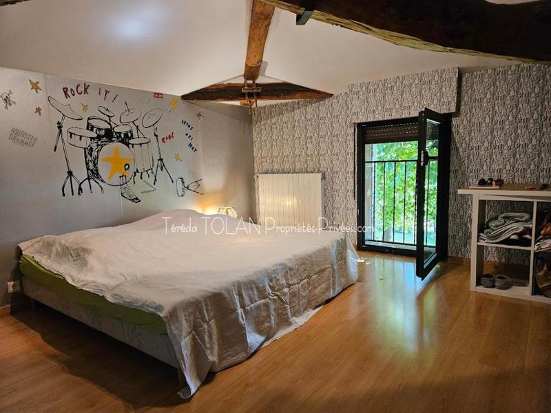 Maison - 324 m² - 10 pièces