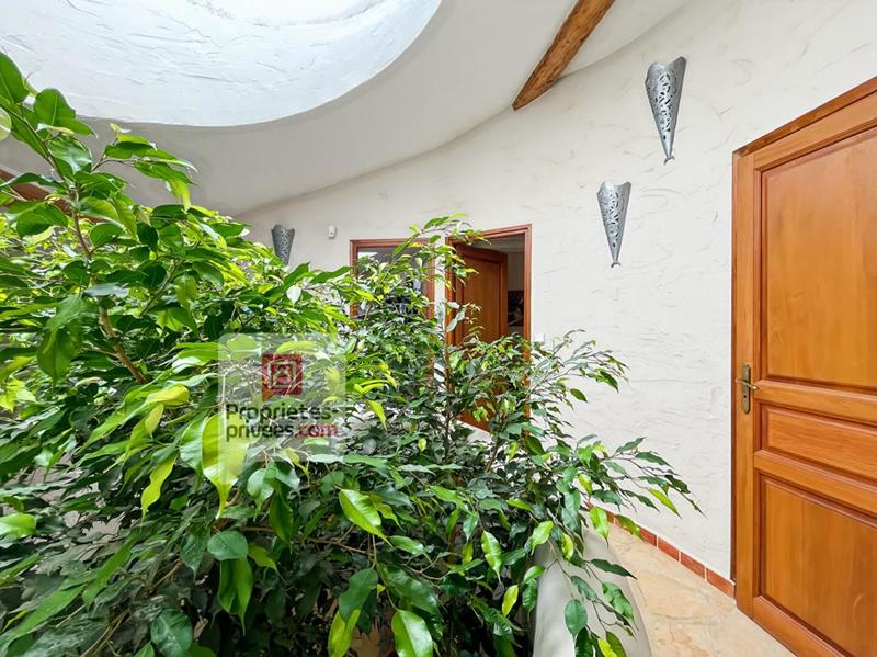 Maison - 170 m² - 7 pièces