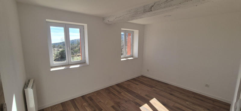 Maison - 99 m² - 4 pièces