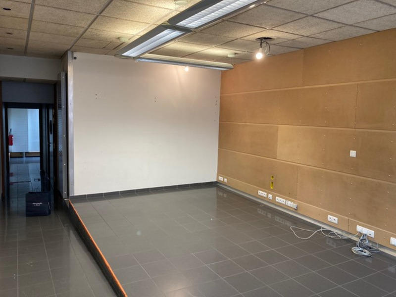 Immeuble - 300 m² - 12 pièces