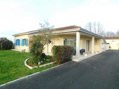 Maison - 128 m² - 4 pièces