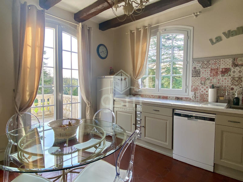 Villa - 280 m² - 7 pièces