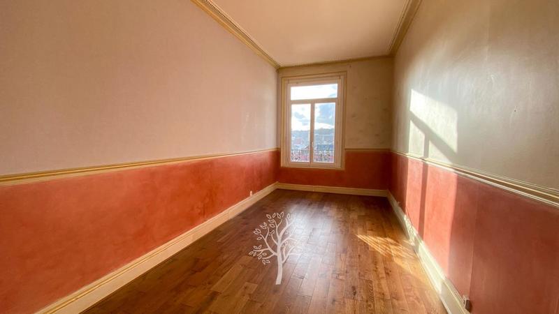 Appartement - 97 m² - 3 pièces