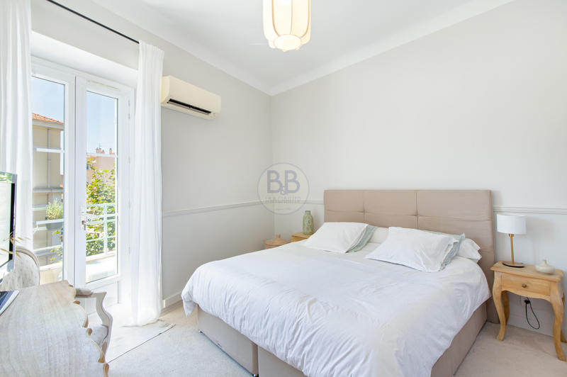 Appartement - 122 m² - 5 pièces