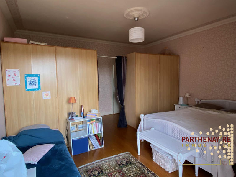 Maison - 167 m² - 7 pièces