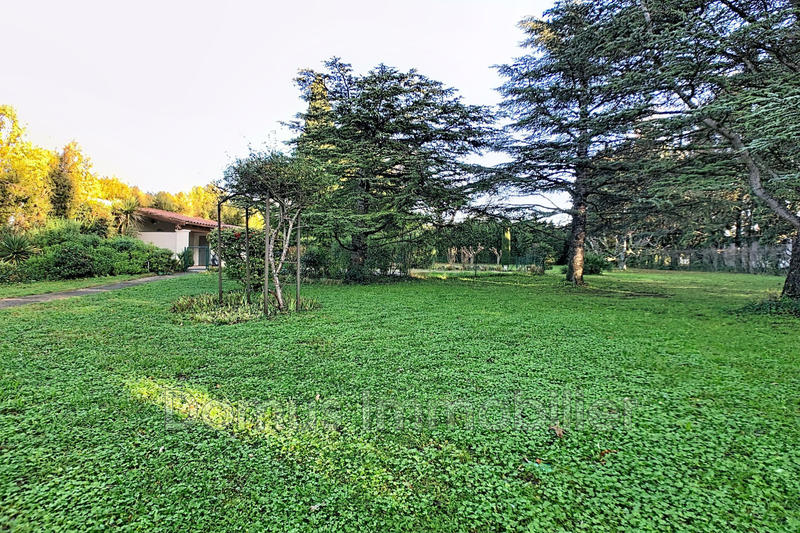 Maison - 188 m² - 8 pièces