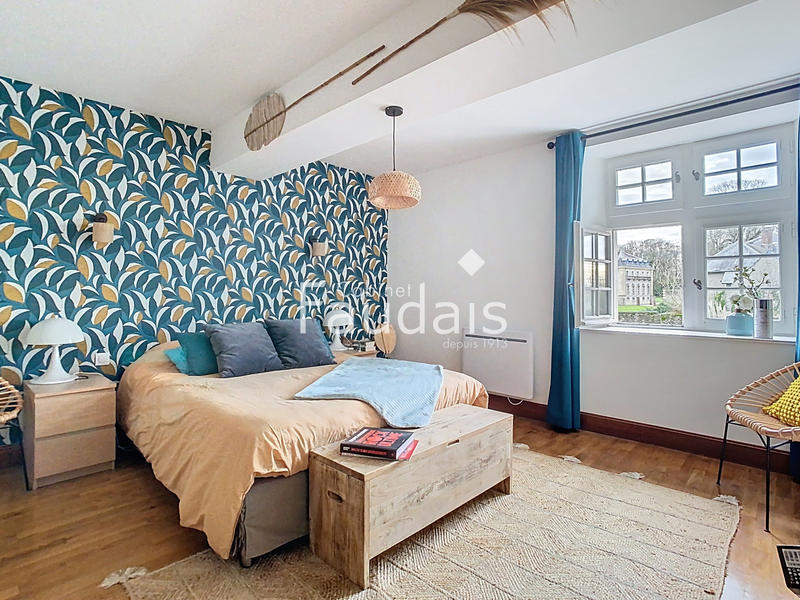 Propriété - 464 m² - 17 pièces