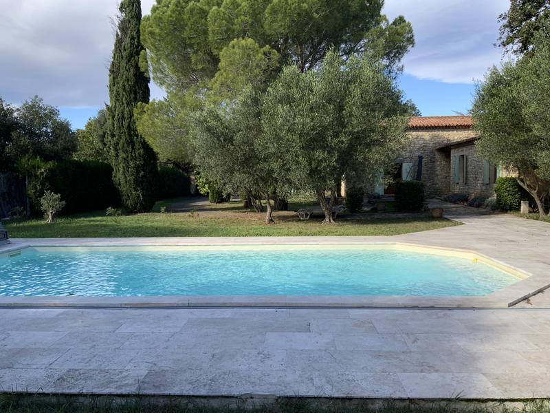 Maison - 202 m² - 8 pièces