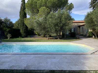 Maison - 202 m² - 8 pièces