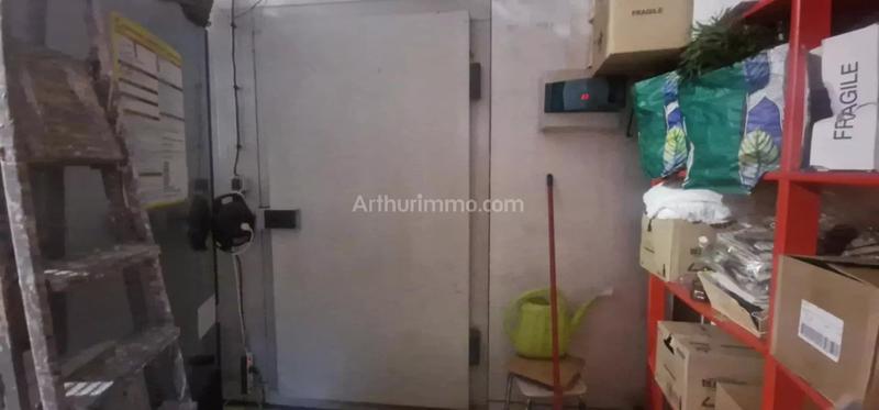 Magasins - 53 m² - 1 pièce