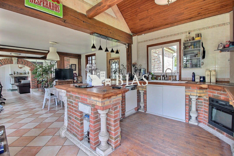 Maison - 142 m² - 7 pièces