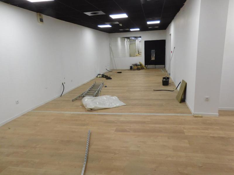 Local commercial - 330 m²