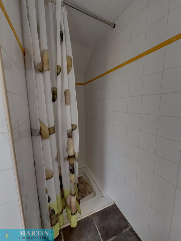 Maison de village - 202 m² - 9 pièces