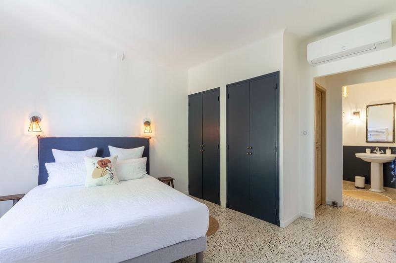 Maison - 455 m² - 12 pièces