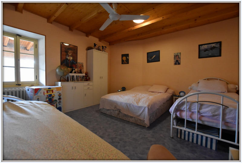 Maison - 209 m² - 8 pièces