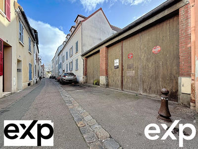 Local commercial - 126 m² - 1 pièce