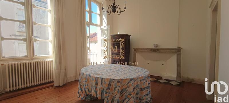 Maison - 365 m² - 15 pièces