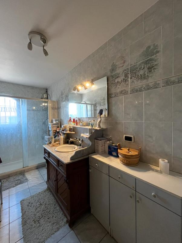 Demeure - 284 m² - 5 pièces