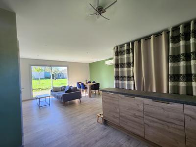 Maison - 80 m² - 5 pièces