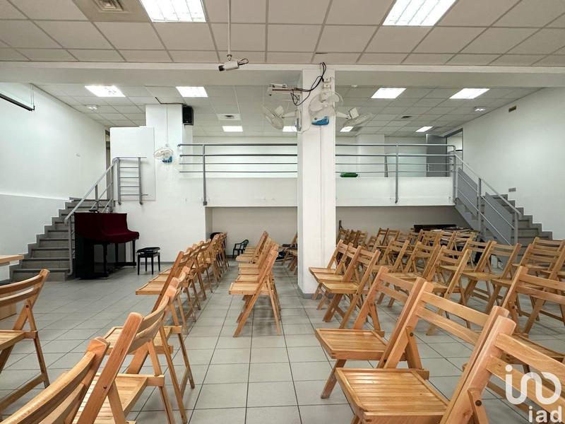 Local commercial - 243 m² - 3 pièces