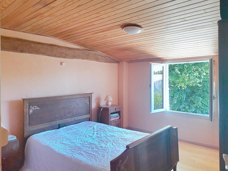 Maison - 197 m² - 7 pièces