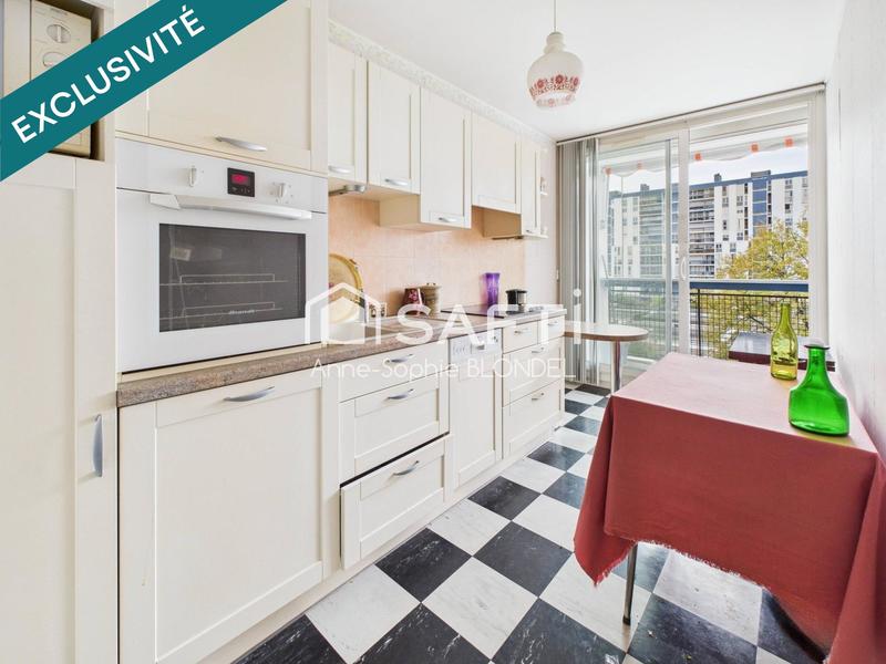 Appartement - 81 m² - 4 pièces