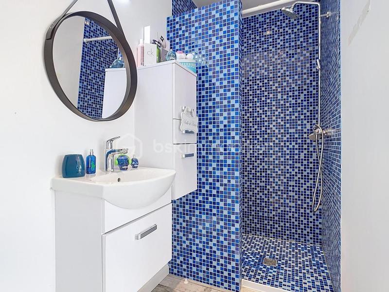 Demeure - 310 m² - 8 pièces