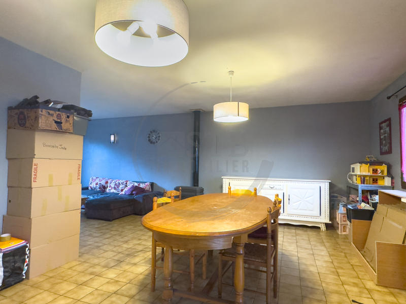 Villa - 90 m² - 5 pièces