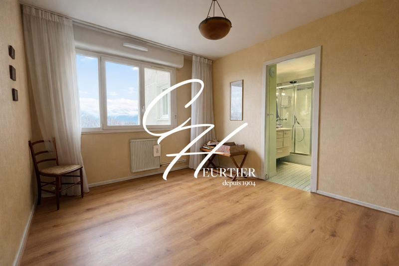 Appartement - 87 m² - 4 pièces