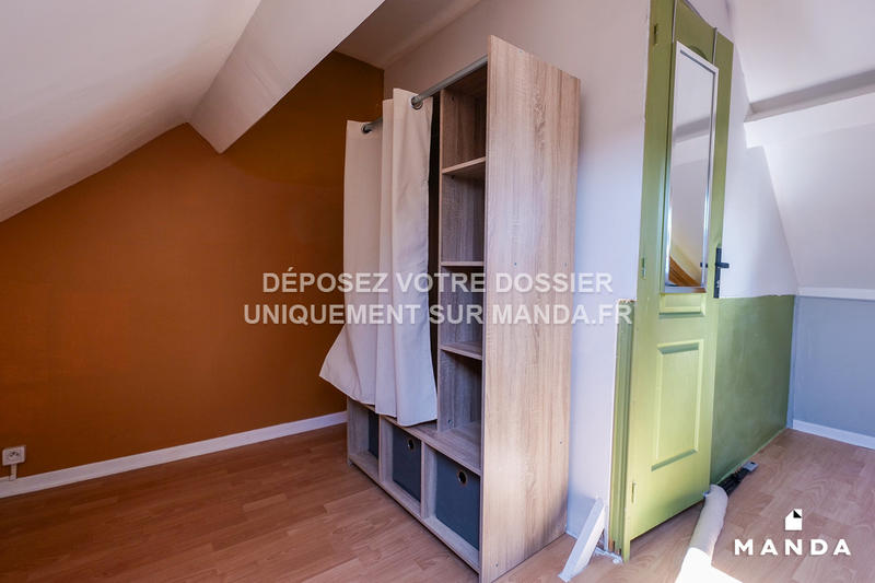 Chambre - 14 m² - 7 pièces
