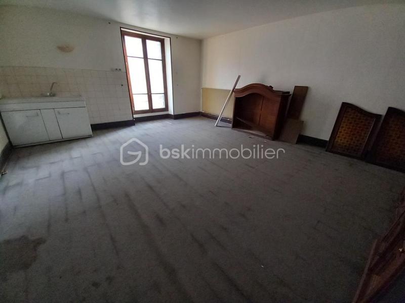 Maison - 180 m² - 5 pièces