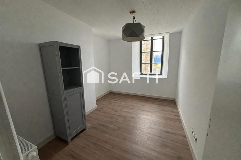 Maison - 317 m² - 9 pièces