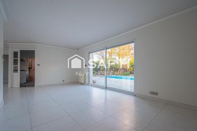 Villa - 186 m² - 6 pièces