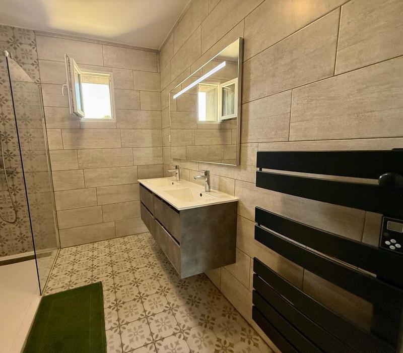 Villa - 194 m² - 9 pièces