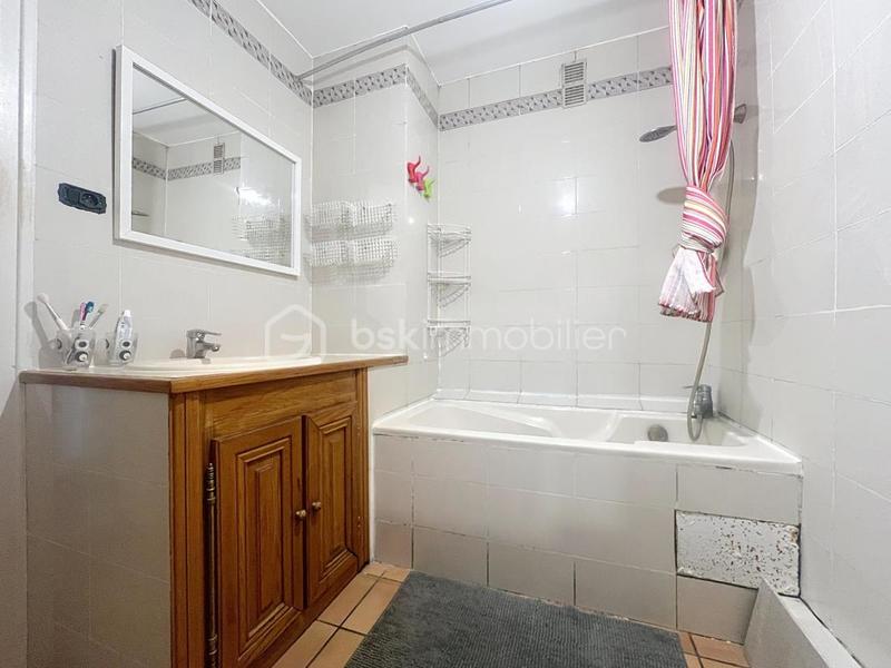 Appartement - 79 m² - 4 pièces