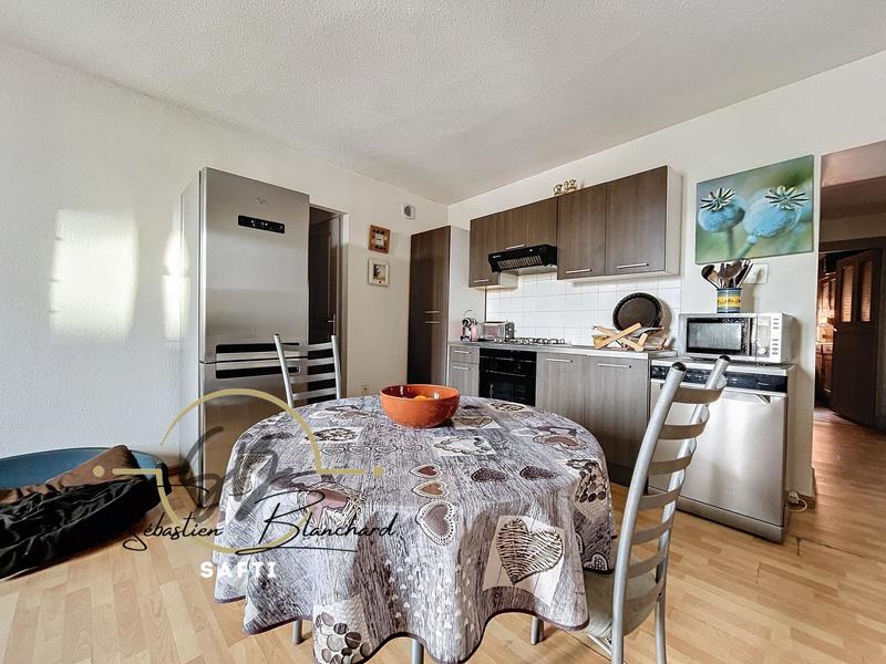 Appartement - 76 m² - 4 pièces