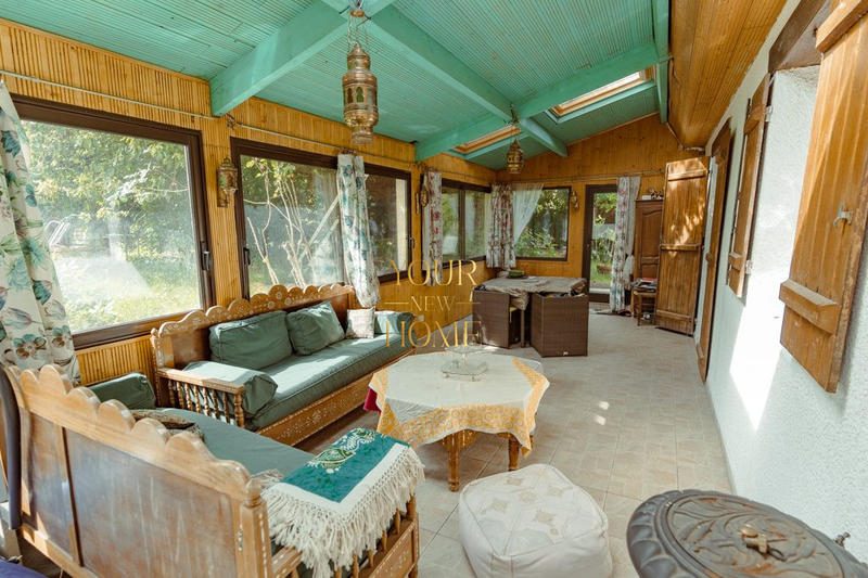 Maison - 183 m² - 7 pièces