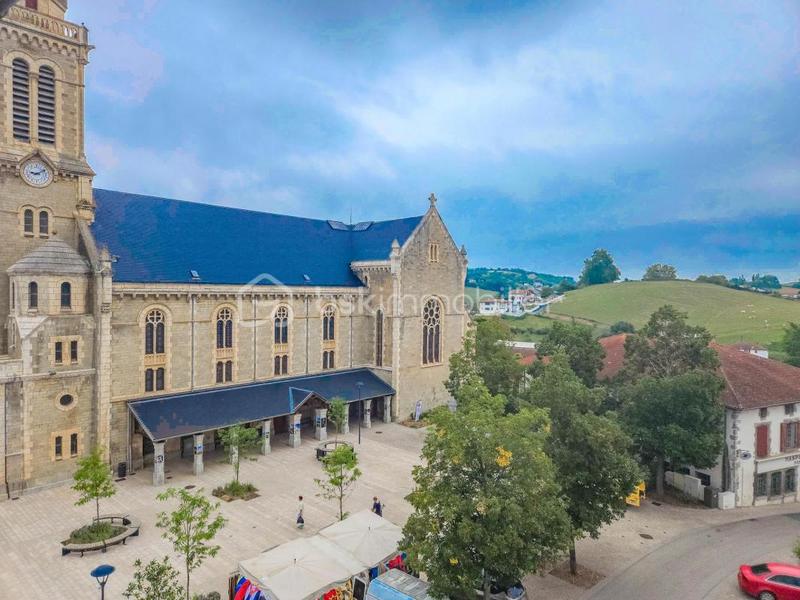 Immeuble - 340 m² - 15 pièces