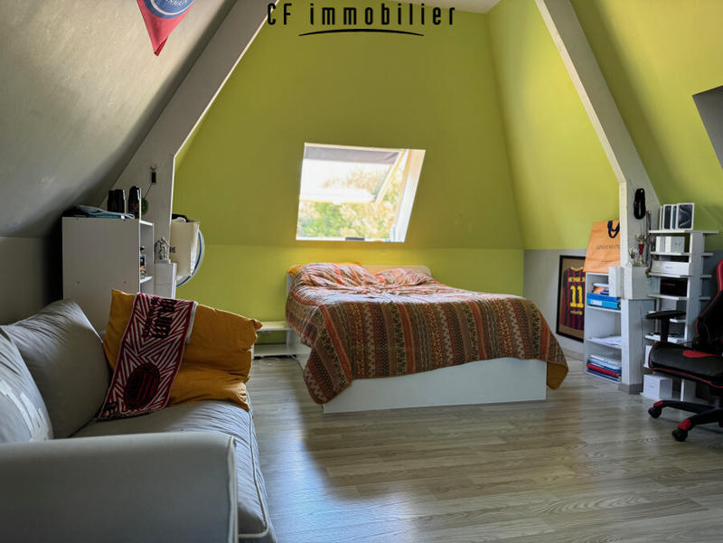 Maison - 200 m² - 7 pièces