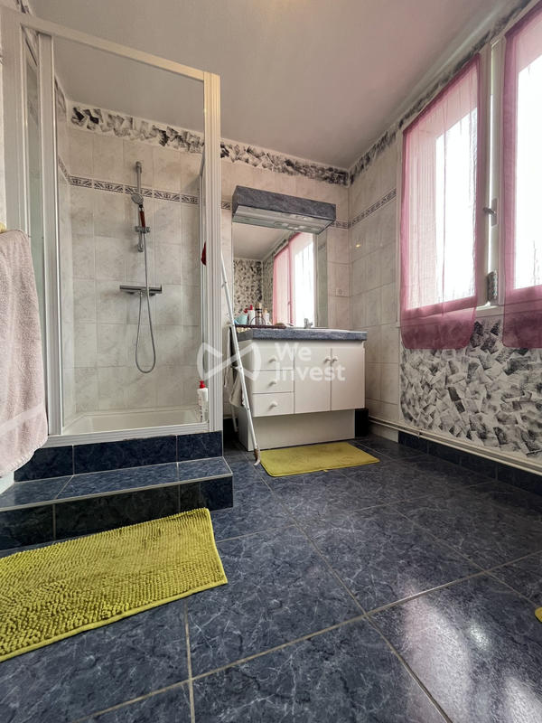 Maison - 104 m² - 4 pièces