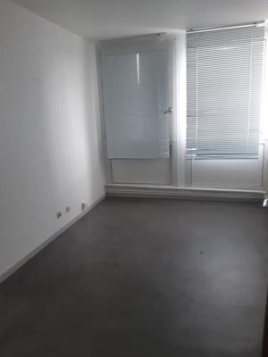 Bureau - 409 m² - 18 pièces