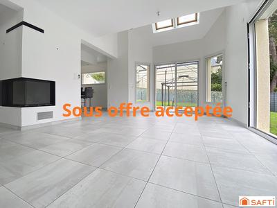 Maison - 178 m² - 8 pièces