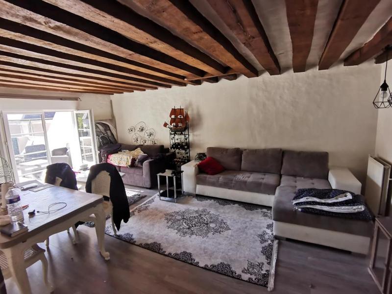 Appartement - 72 m² - 9 pièces